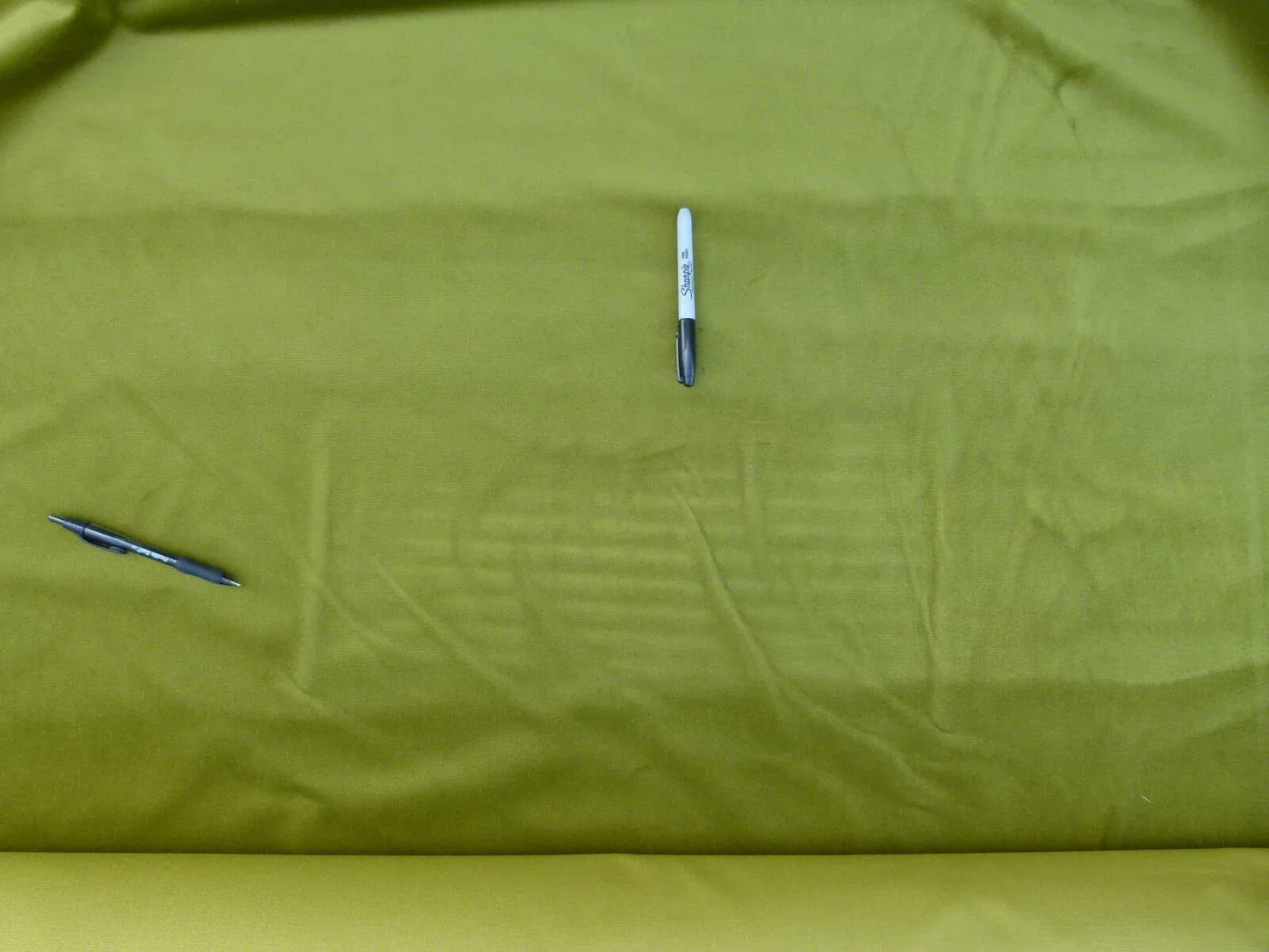 2y Scalamandre Indus Velvet Olive Supple Italy MSRP USD 240/Y Wrinkles