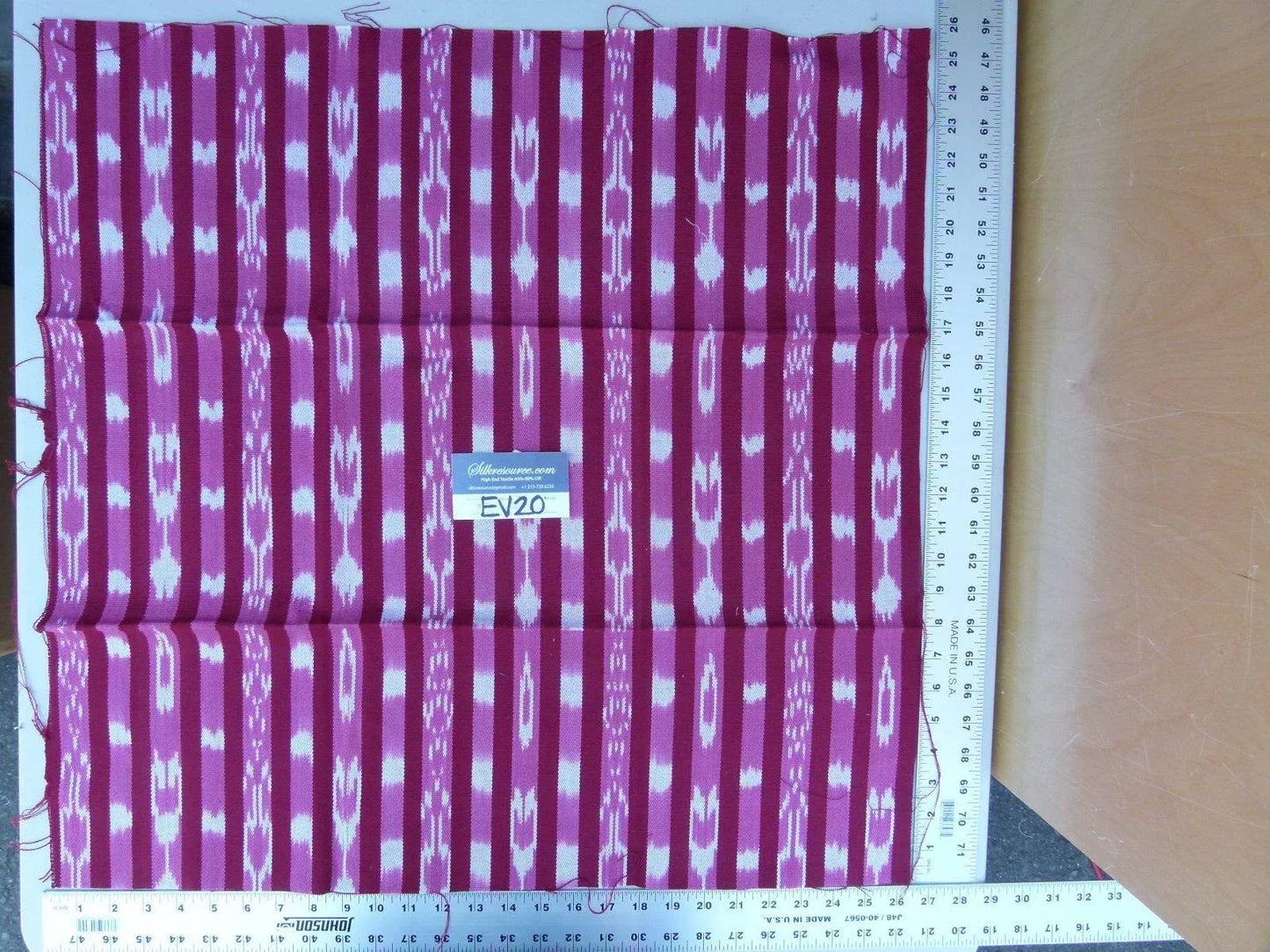 2 Ev20 Scalamandre Dark/light Pink With Stripes