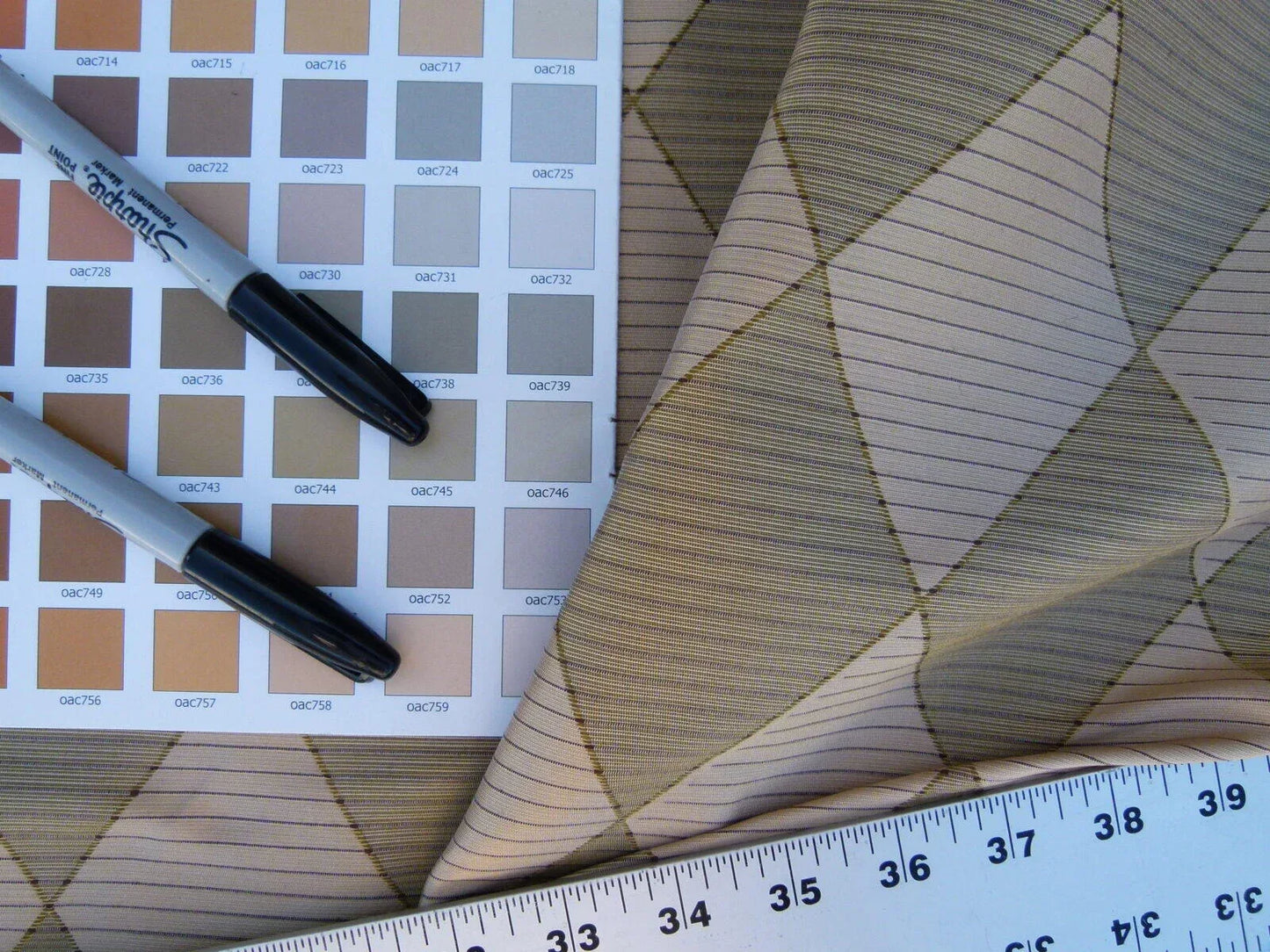 By Yd Scalamandre Forty Carats Tan Grey Silk Wool Jacquard Watkins Diamond Harlequin MSRP USD 188/Y