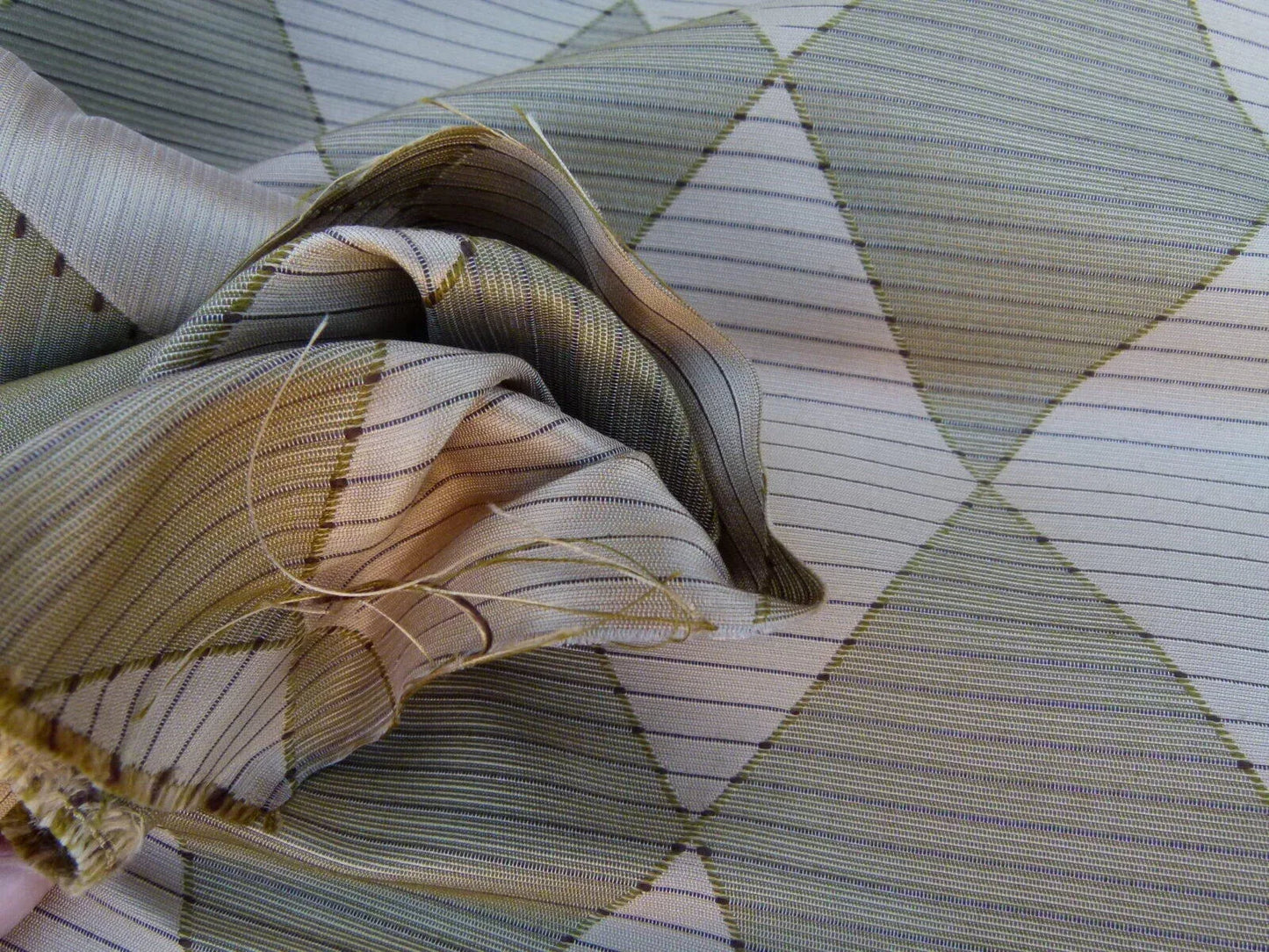 By Yd Scalamandre Forty Carats Tan Grey Silk Wool Jacquard Watkins Diamond Harlequin MSRP USD 188/Y