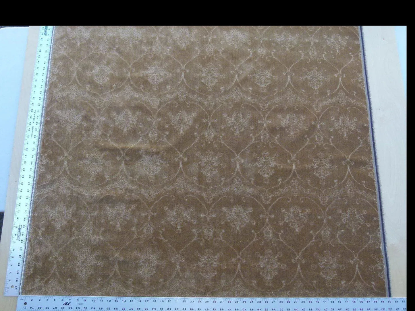 Scalamandre Pennsbury Caramel Warm Brown Beige Cut Linen Velvet Renaissance MSRP USD 504/Y