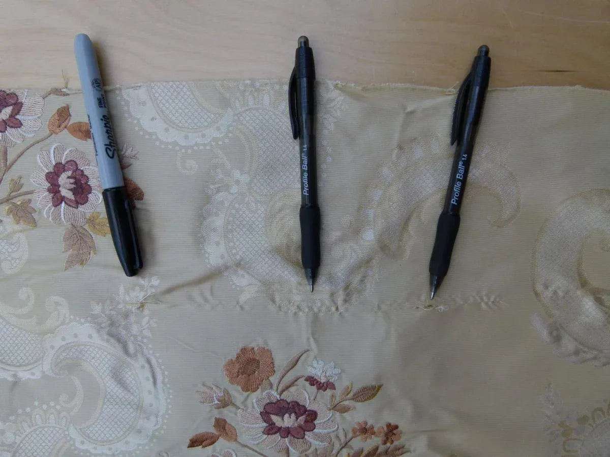 10 Ev22 Scalamandre Special Pieces Lisandro Gingembre Silk Damask With Embroidery