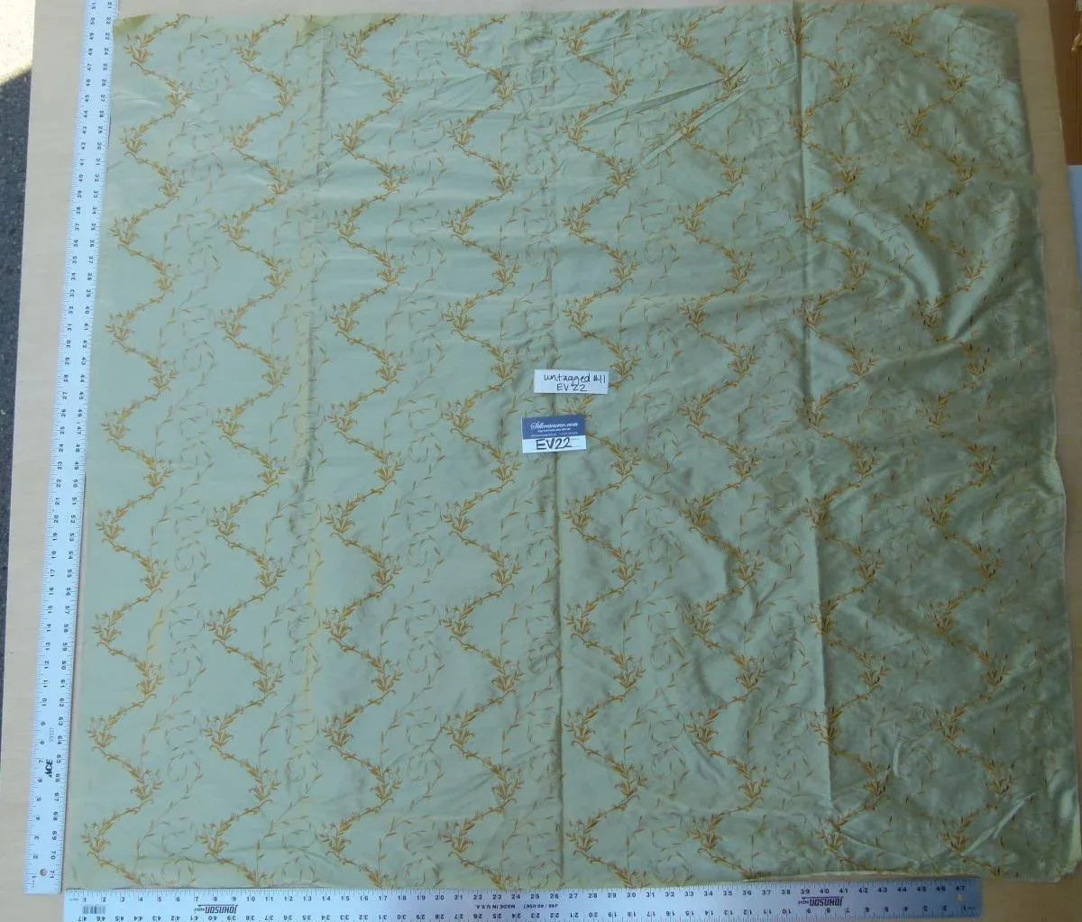 Scalamandre Special Pieces Silk - Green With Gold Accents