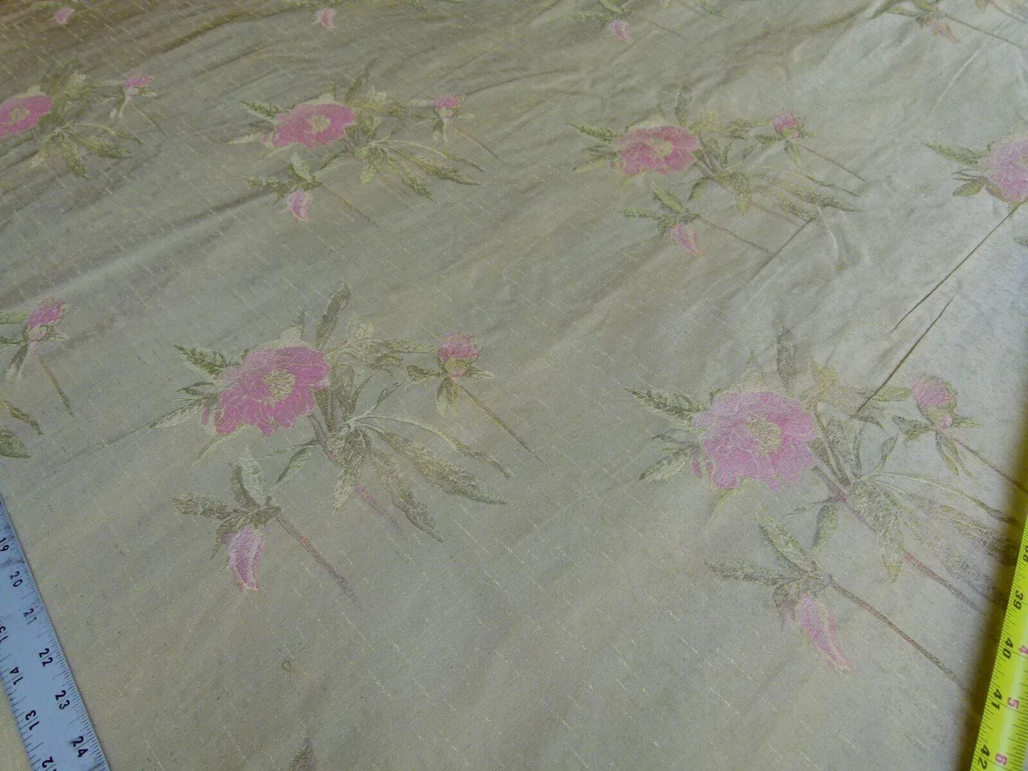 Stunning 100% Silk Lampas Pink Peony In Gold Drizzle Rain