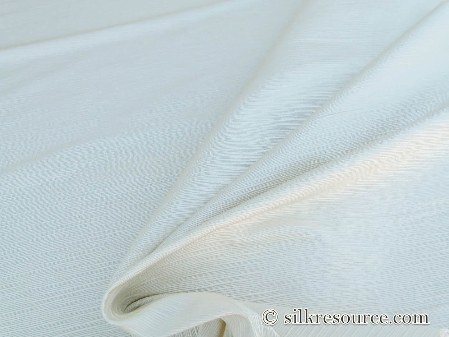 Scalamandre Leela Ivory White Silk Ottoman MSRP USD 198/Yard