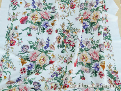 Scalamandre Les Fleurs Mysterieuses White Tulips Flowers Bouquet Printed Linen Cotton MSRP USD 404/Y By Grey Watkins