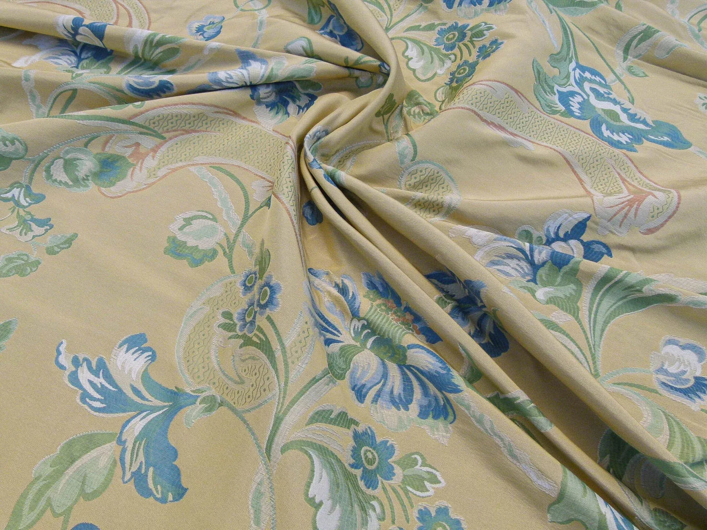 Scalamandre La Fiorentina Blue / Antique Yellow Lampases By Old World Weavers MSRP USD 456