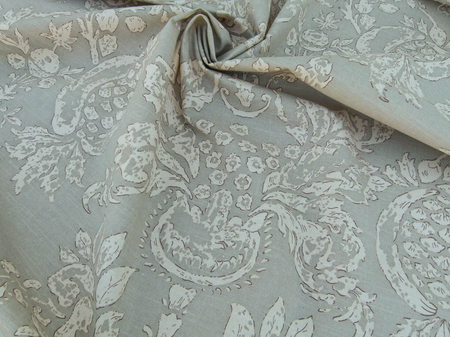 Scalamandre Padua Sage Green/ecru Classic Pomegranates Hand Printed Linen in U.S. MSRP USD 174/y