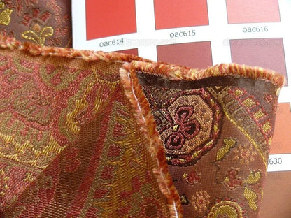 Calico Corner 100%silk Lampas Petite Cachemira Chestnut