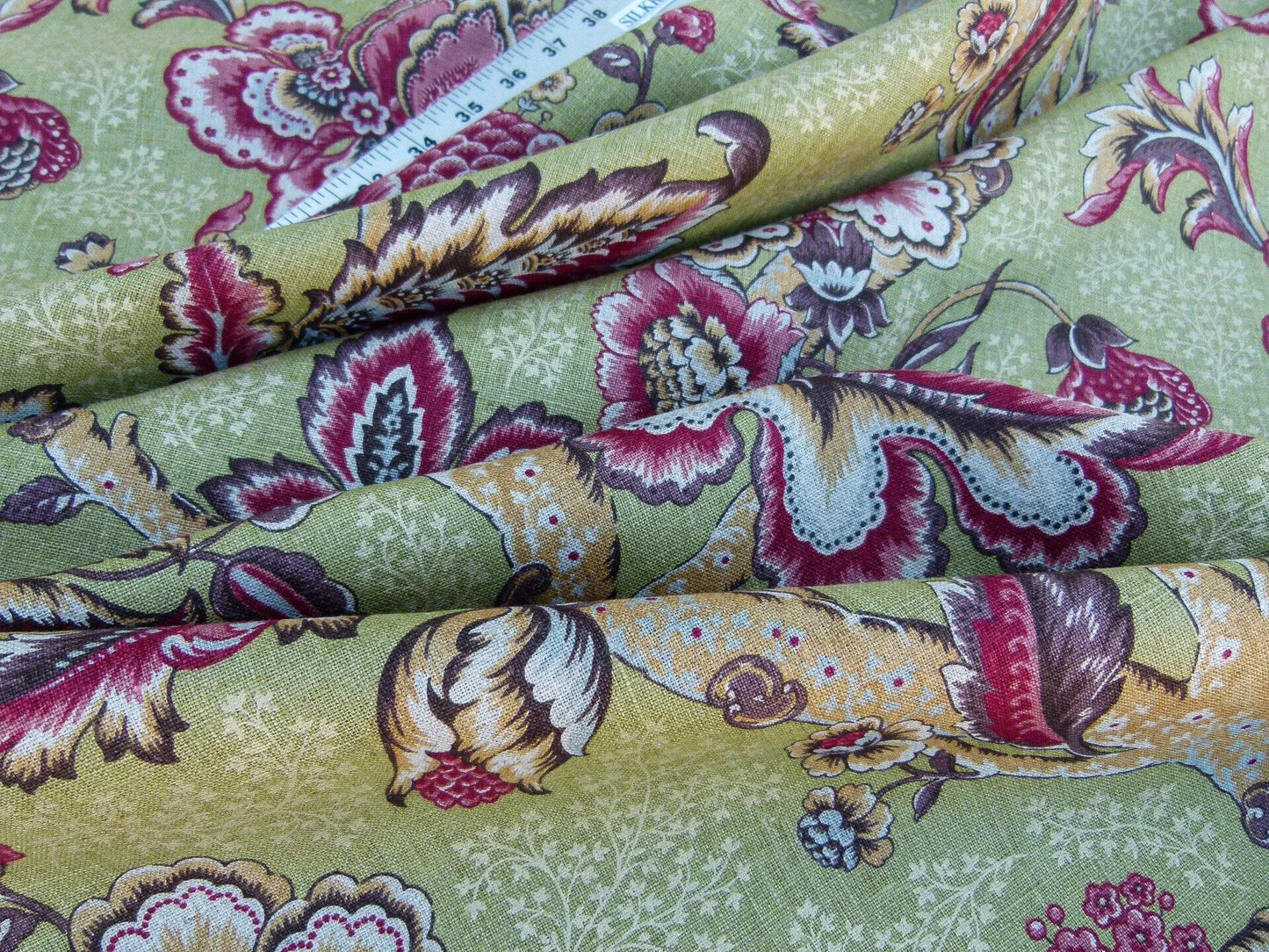 Scalamandre Old World Weavers Padma Peridot Cherry Red Green Palampore Linen 9 Screen Jacobean Print MSRP USD 296