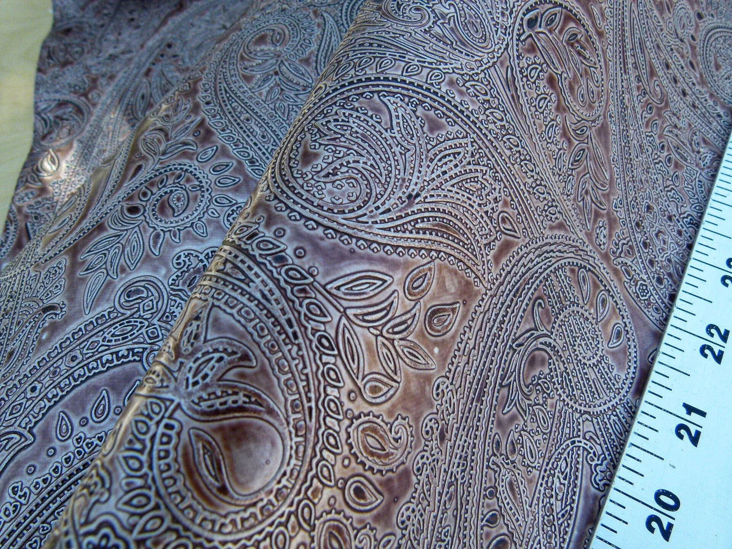 1.4Y Scalamandre Paisley Mauve MSRP USD 210