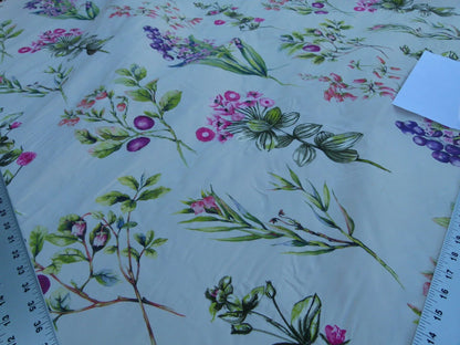 Scalamandre Flower Market Petals Floral Print Embroidery Pink Red Purple Green MSRP USD 512/y