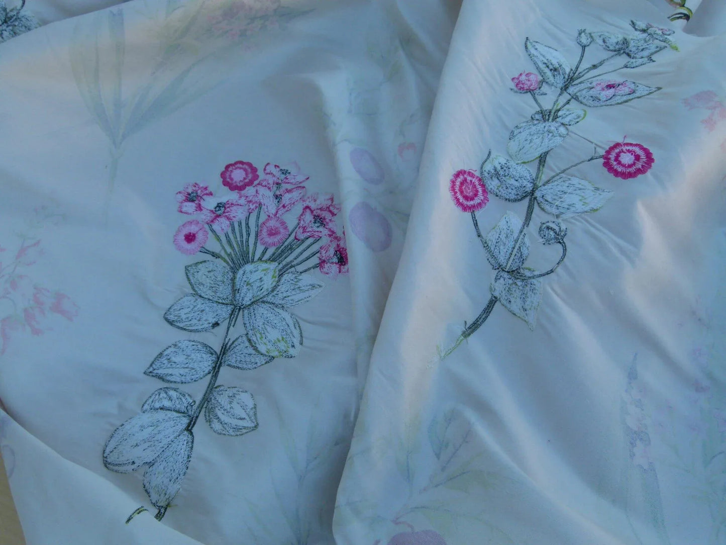 Scalamandre Flower Market Petals Floral Print Embroidery Pink Red Purple Green MSRP USD 512/y