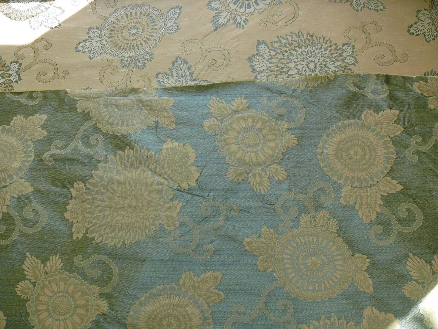 100% Silk Jacquard Retro Mum "crystal" Aqua Icy Blue Cream