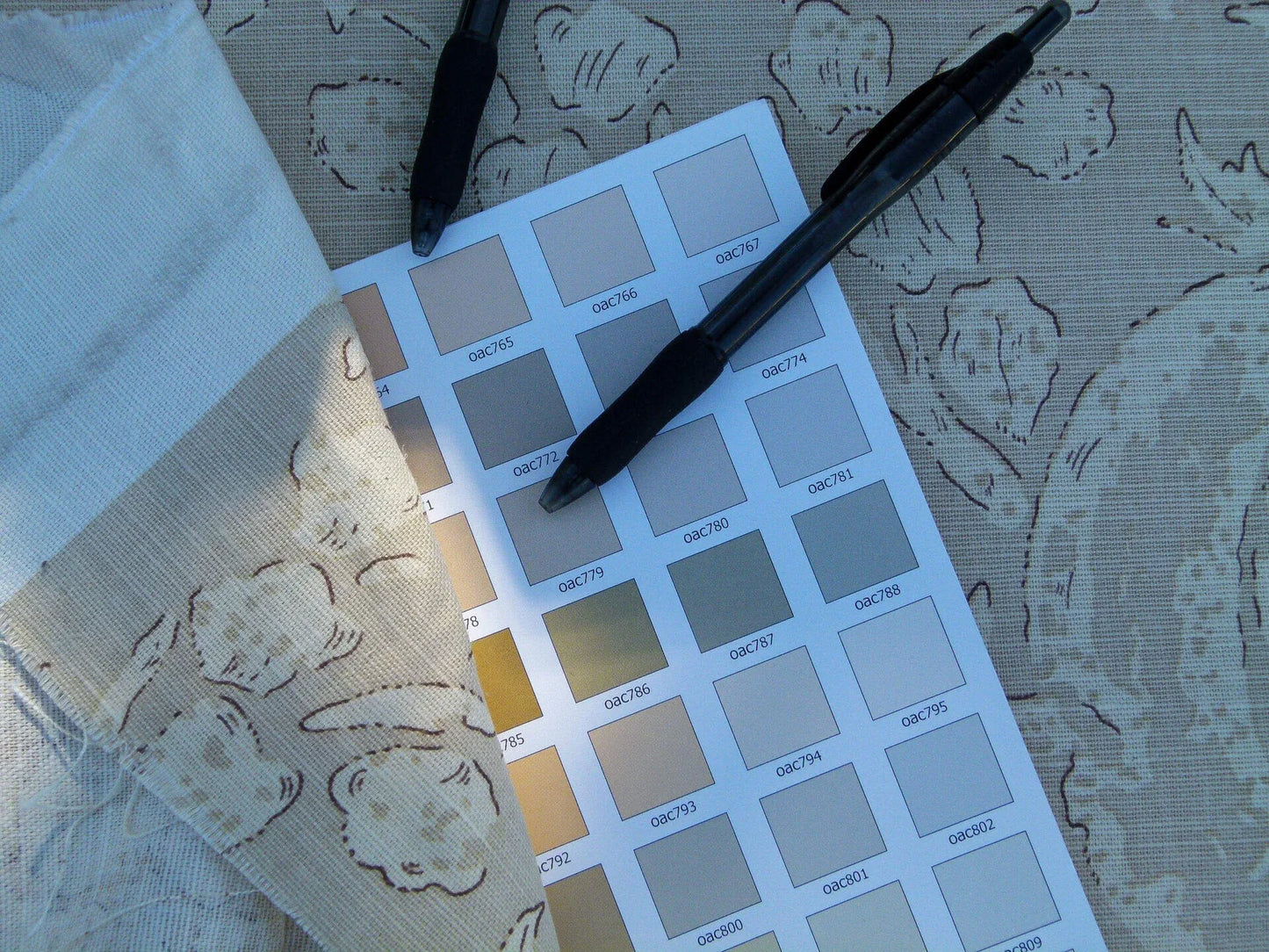 Scalamandre Padua Beige/ecru  Classic Pomegranates Hand Printed Linen in U.S. MSRP USD 174/y