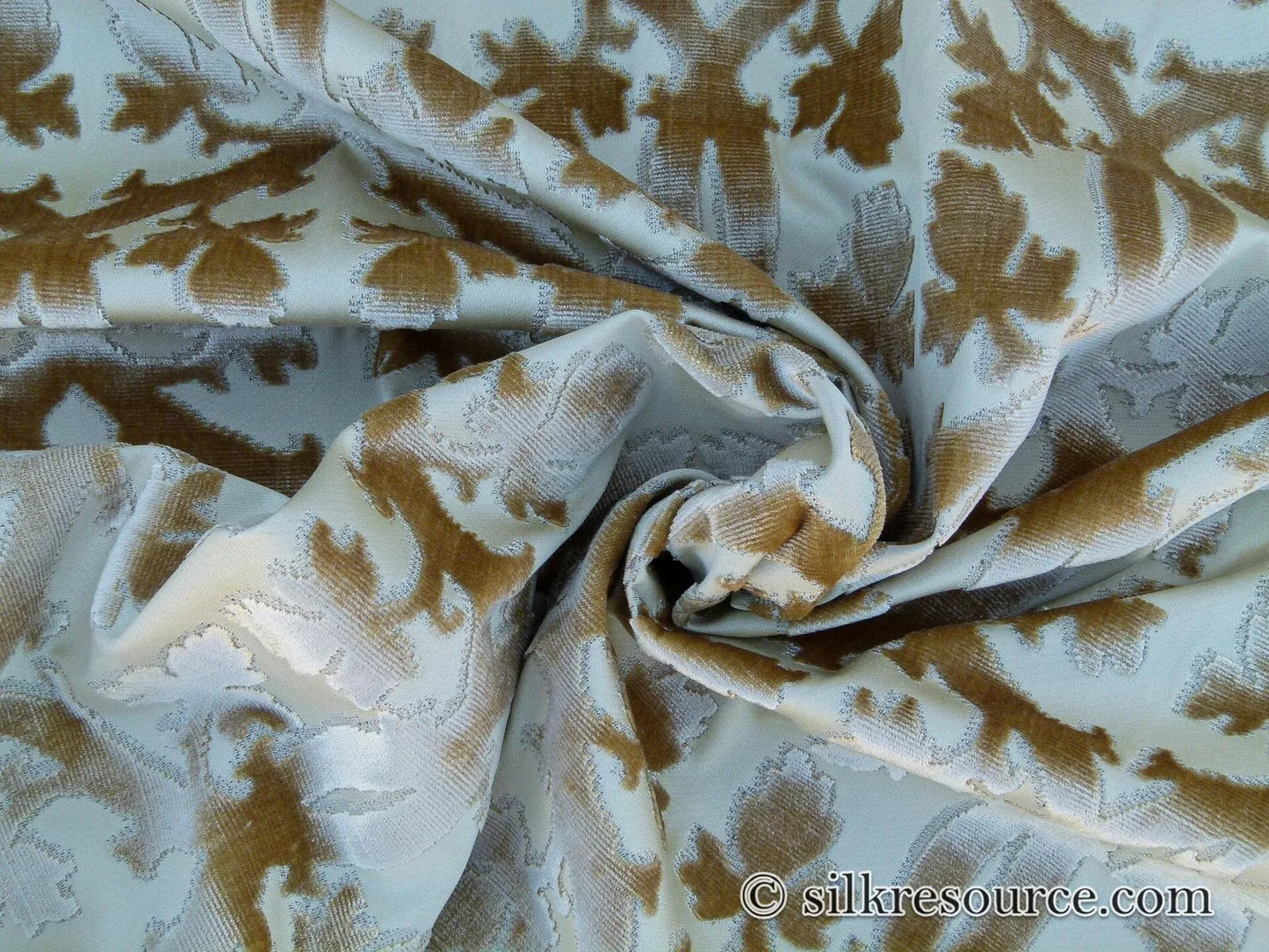 Scalamandre Falk Manor House Beige On Ivory Timeless Silk Cut Velvet Botanical Pattern MSRP USD 498/y