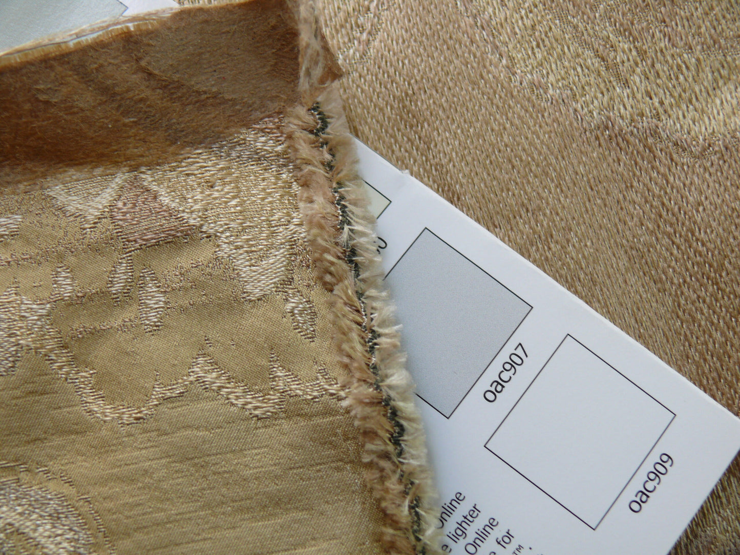 RM Coco 100% silk Lampas Gilded Paisley Lariat Cream White Gold Silver MSRP USD 267.90/Y