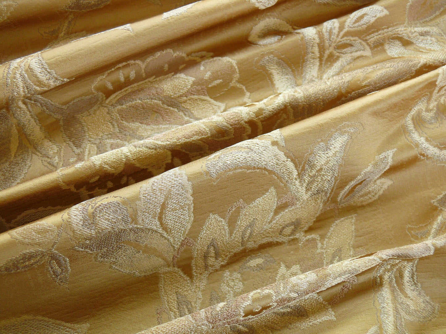 RM Coco 100% silk Lampas Gilded Paisley Lariat Cream White Gold Silver MSRP USD 267.90/Y