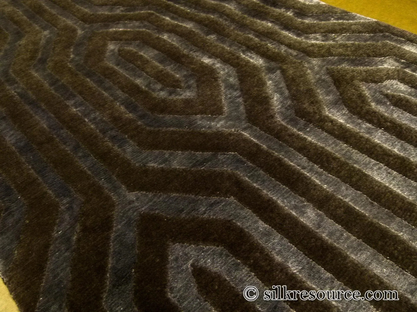 Stark Fribourg Dim Grey 2'11" X5' New Oriental Tibetan Rug Lattice Maze Silk Wool MSRP USD 1560