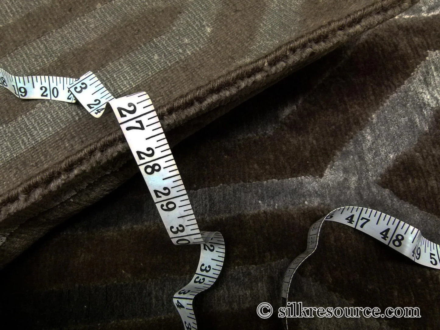 Stark Fribourg Dim Grey 2'11" X5' New Oriental Tibetan Rug Lattice Maze Silk Wool MSRP USD 1560