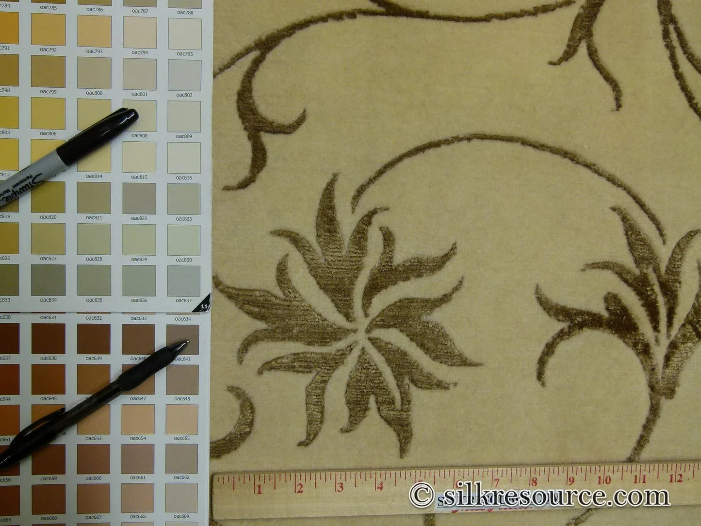 Stark Endicott Silver 5x8' Silk Wool Hand-knotted Rug Medallion Damask MSRP USD 4550