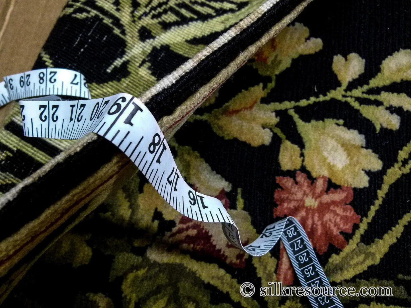 Stark Ialoveni Black 4'x6' Botanical Dutch Garden Nature Tulips Yarrow Dragonfly Pink Red Green MSRP USD 1200