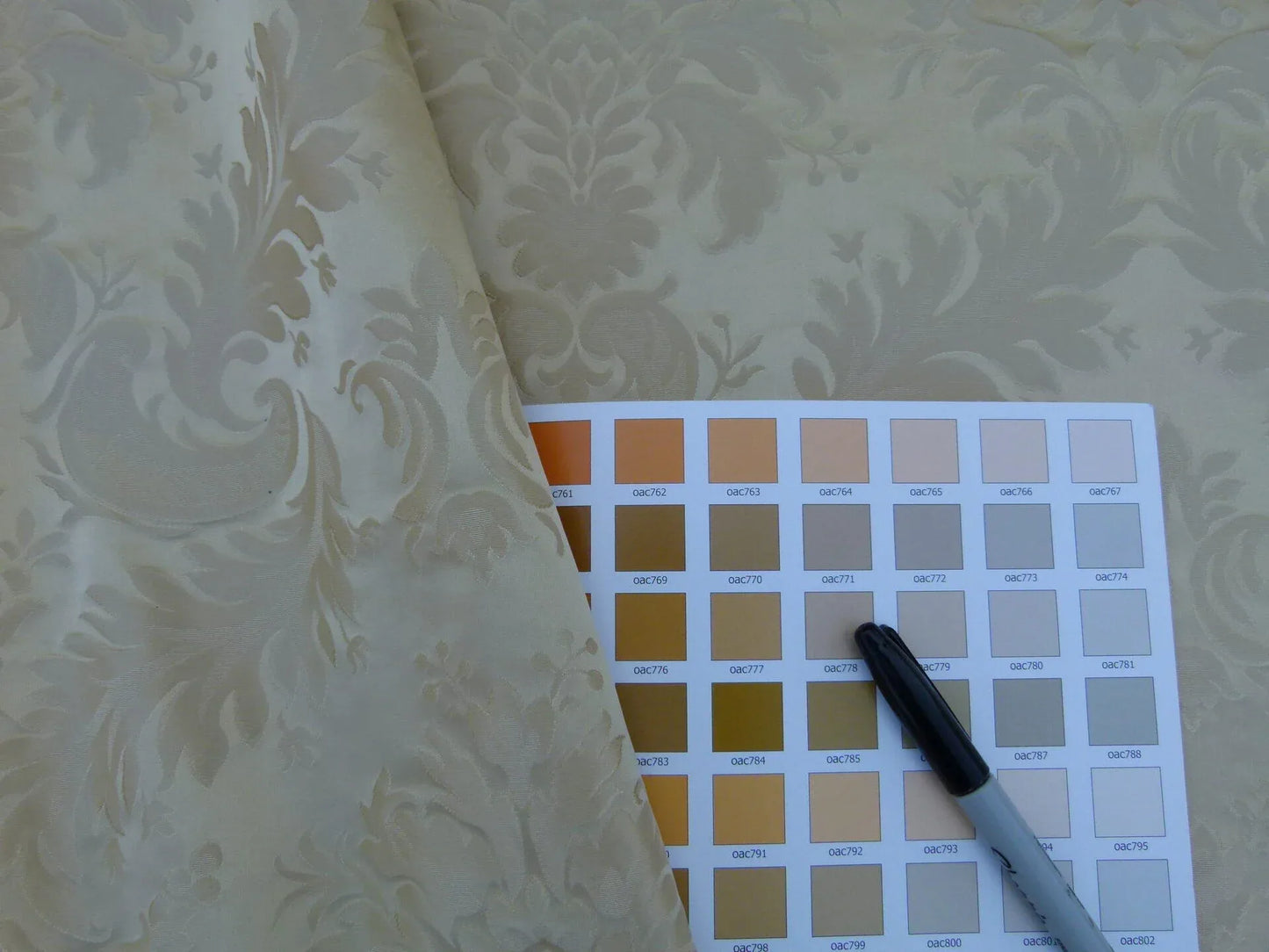 100% Silk Damask Classy Lotus Blond Beige Tan Gold MSRP USD 278/y