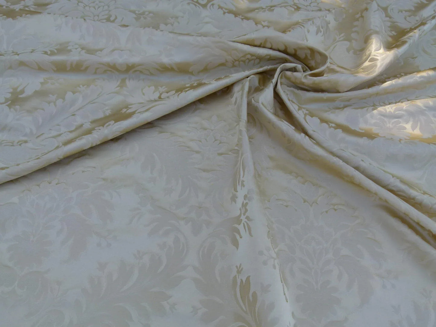 100% Silk Damask Classy Lotus Blond Beige Tan Gold MSRP USD 278/y