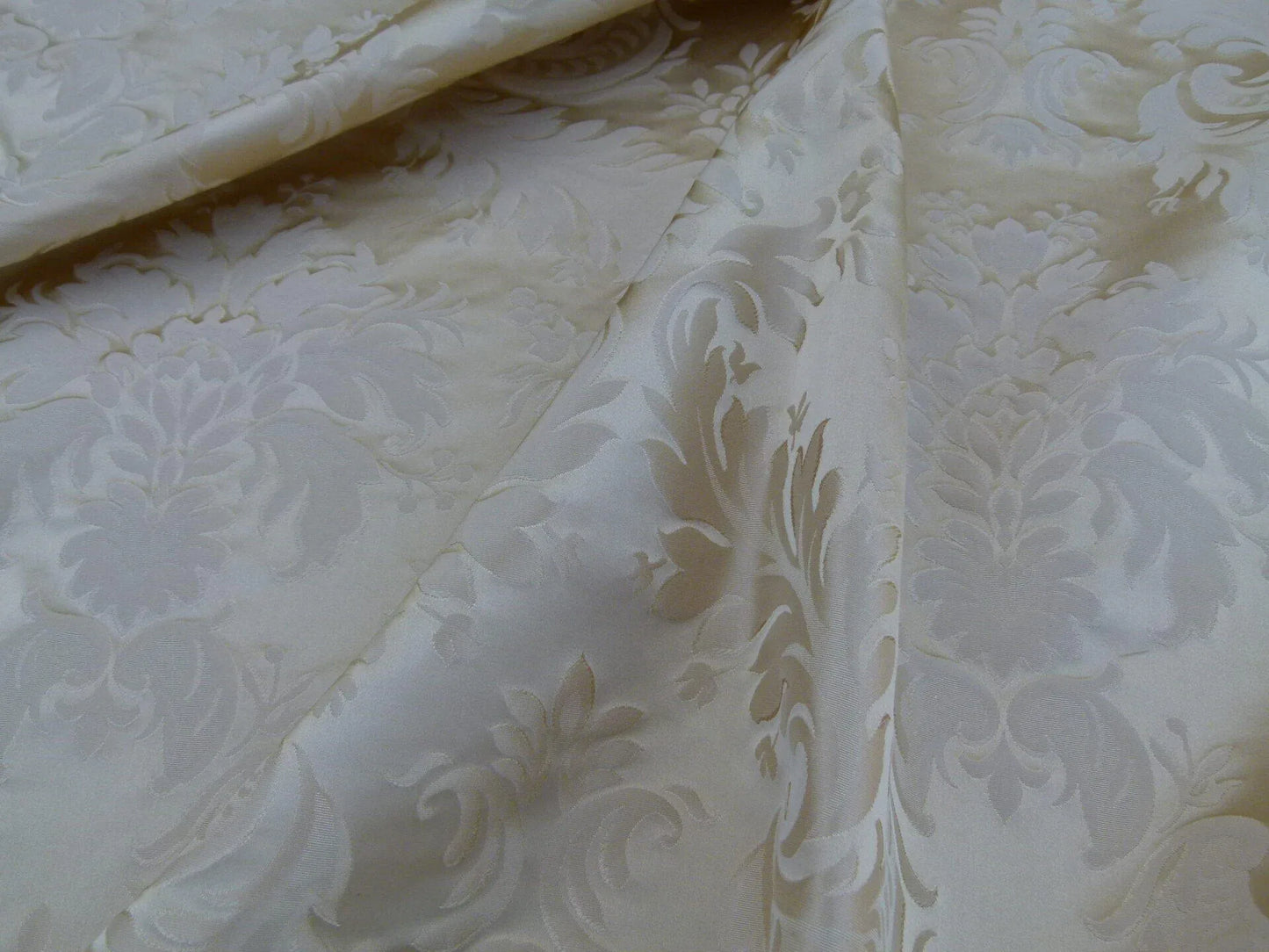 100% Silk Damask Classy Lotus Blond Beige Tan Gold MSRP USD 278/y