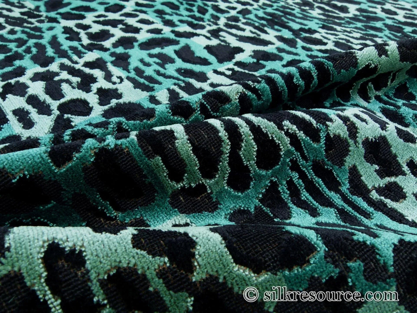 By Yard Scalamandre Leopard Square Greens Linen Velvet Animal Skin Plaid Green Check Super Heavy MSRP USD 424/y