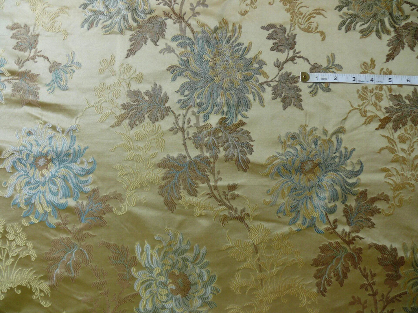 100% Silk Lampas Realistic Stemmed Chrysanthemums “Spa” Gold