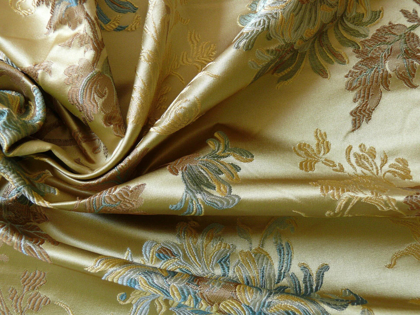 100% Silk Lampas Realistic Stemmed Chrysanthemums “Spa” Gold