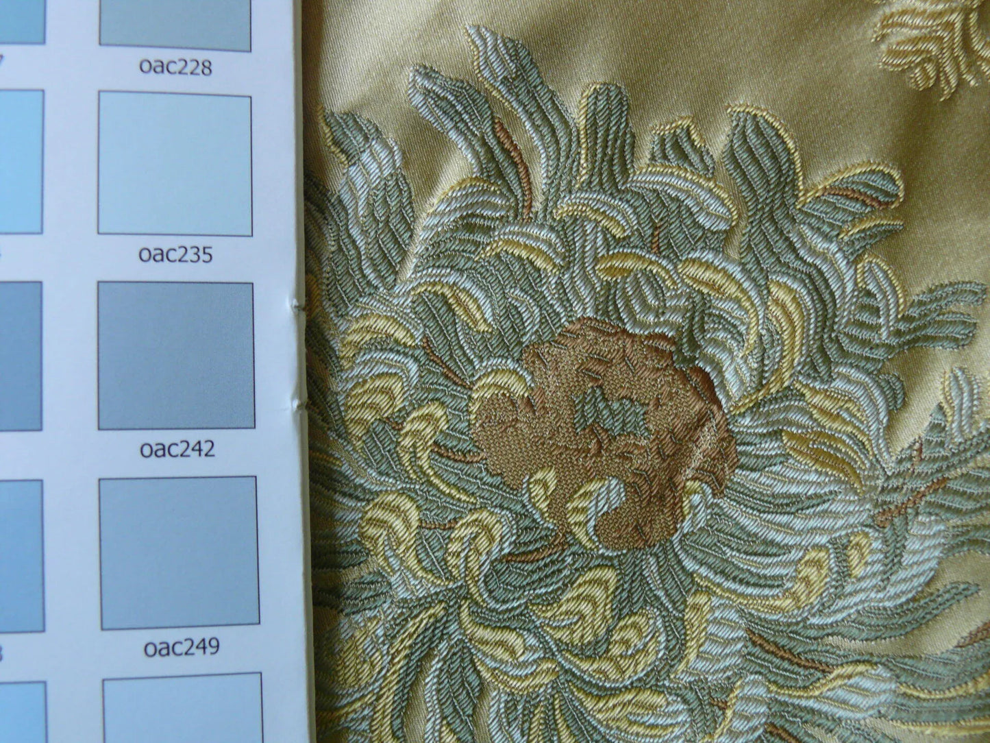 100% Silk Lampas Realistic Stemmed Chrysanthemums “Spa” Gold