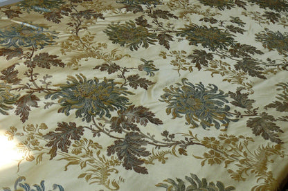 100% Silk Lampas Realistic Stemmed Chrysanthemums “Spa” Gold