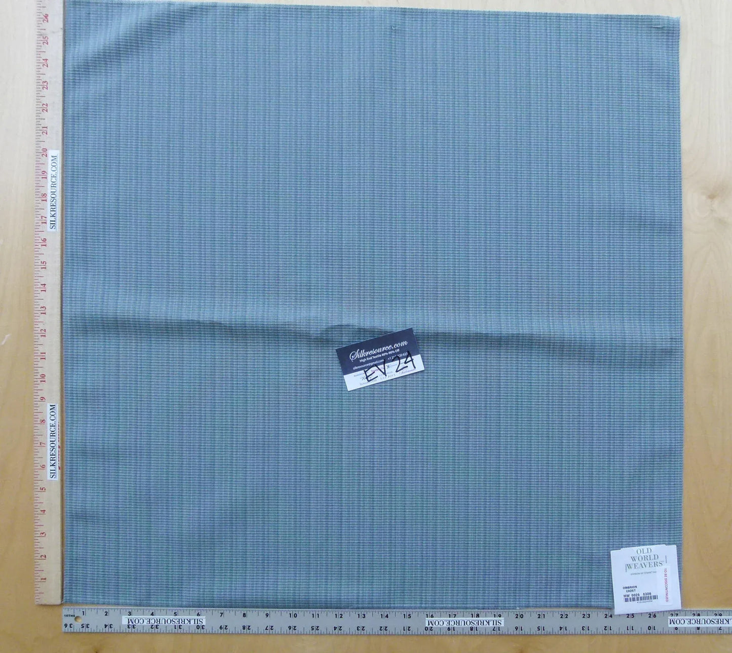 20 EV24 27"x27" Square Scalamandre Texture Plain Blue Stripe