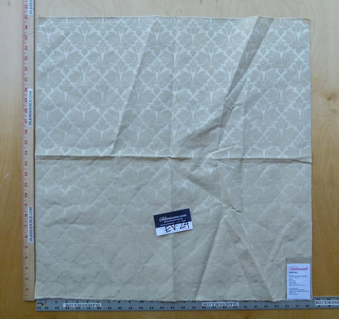 26 EV24 27"x27" Square Scalamandre VERONA PASSE PARTOUT Biscuit Damask 100% Cotton Beige
