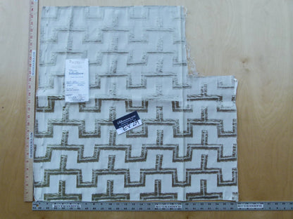 28 EV24 26"x26" Square Scalamandre ALOHA OYSTER GRAY Contemporary  Geometric