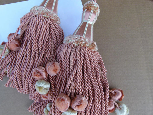 Scalamandre Silk Tiebacks Handmade Silk Double Tassel Pastel Pink MSRP USD400 T3214-01