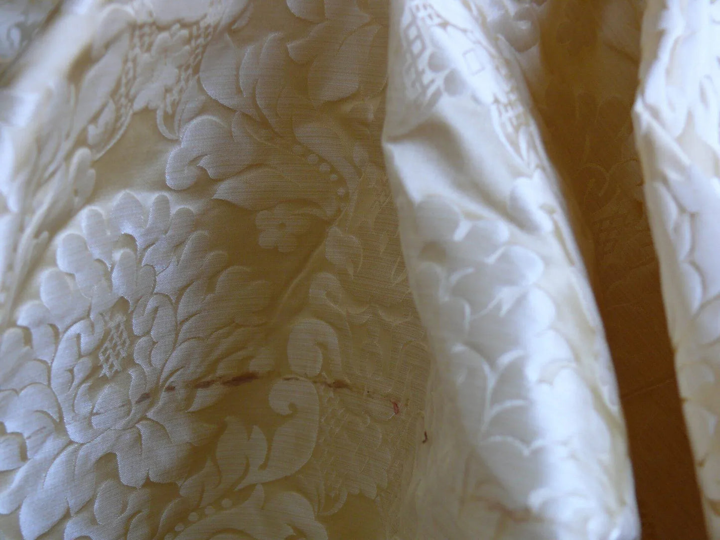100% Silk Damask Veranda Classic Renaissance Lotus Flax Ivory Cream White By Yard