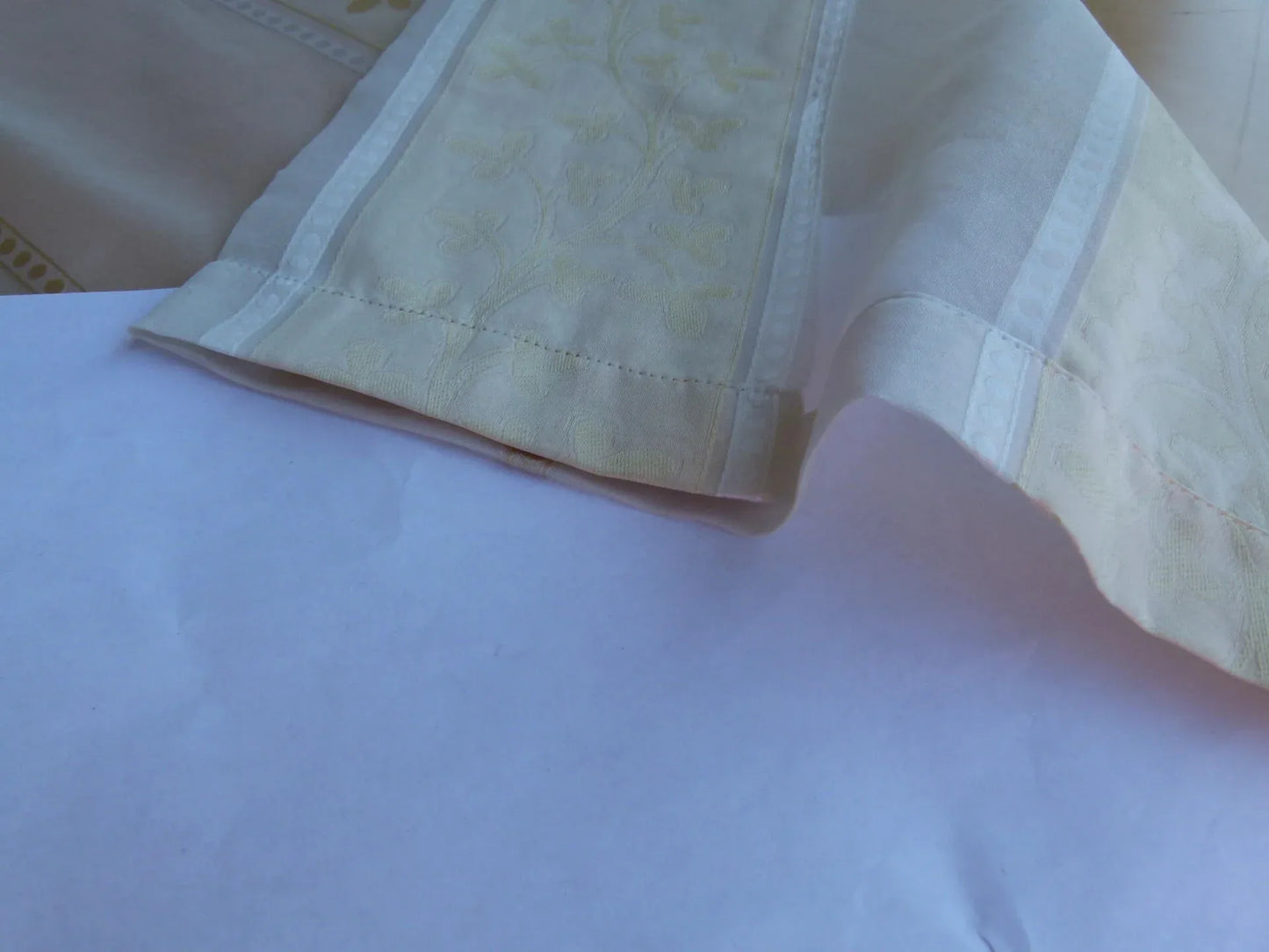 30 EV27 1.2yd x 53″wide Scalamandre PASTOURELLE POUSSIN Polyester Sheers Cream Stripe