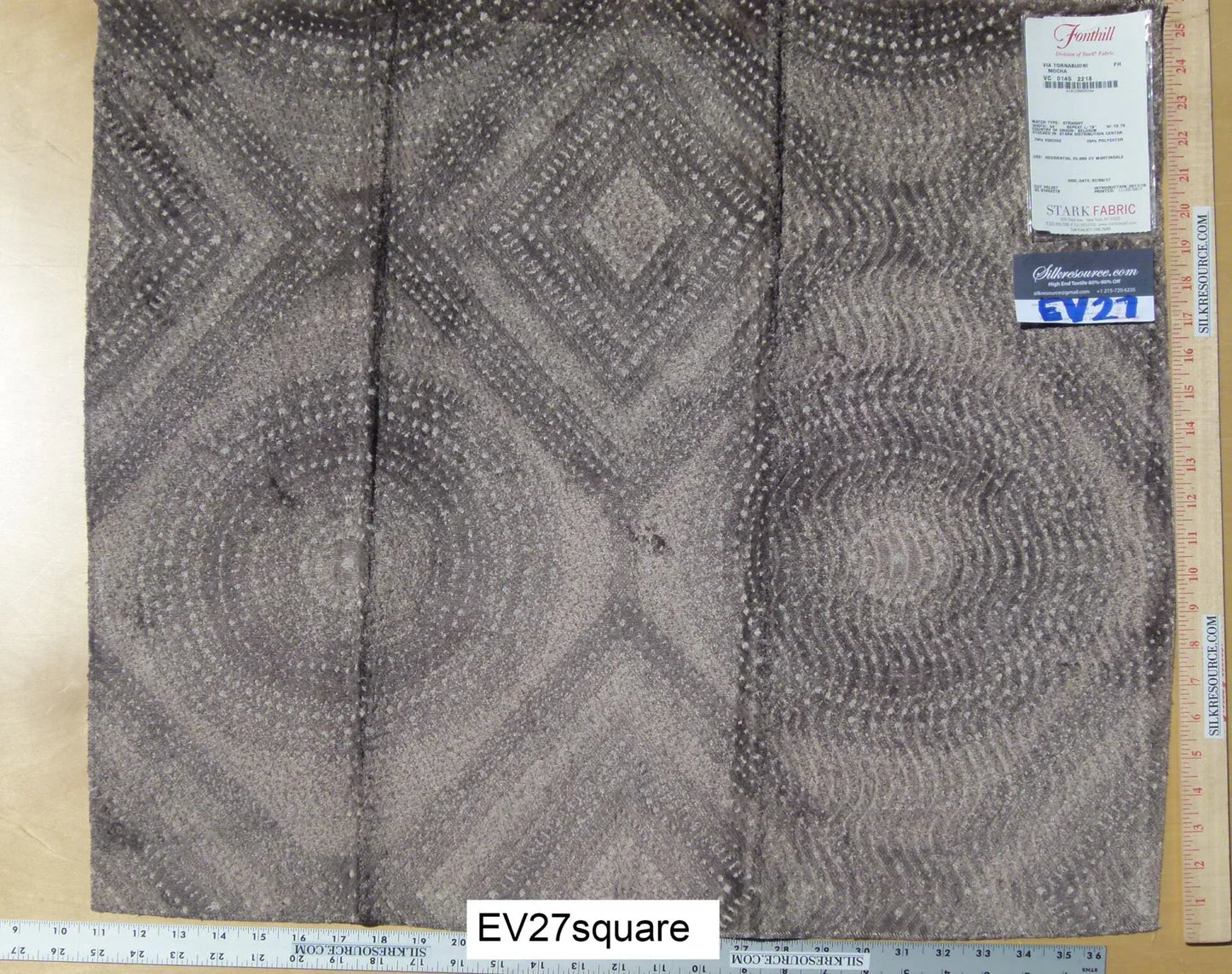 Scalamandre Fonthill Via Tornabuoni Mocha Cut Velvet Diamond Ogee Brown - Square 26"x26"