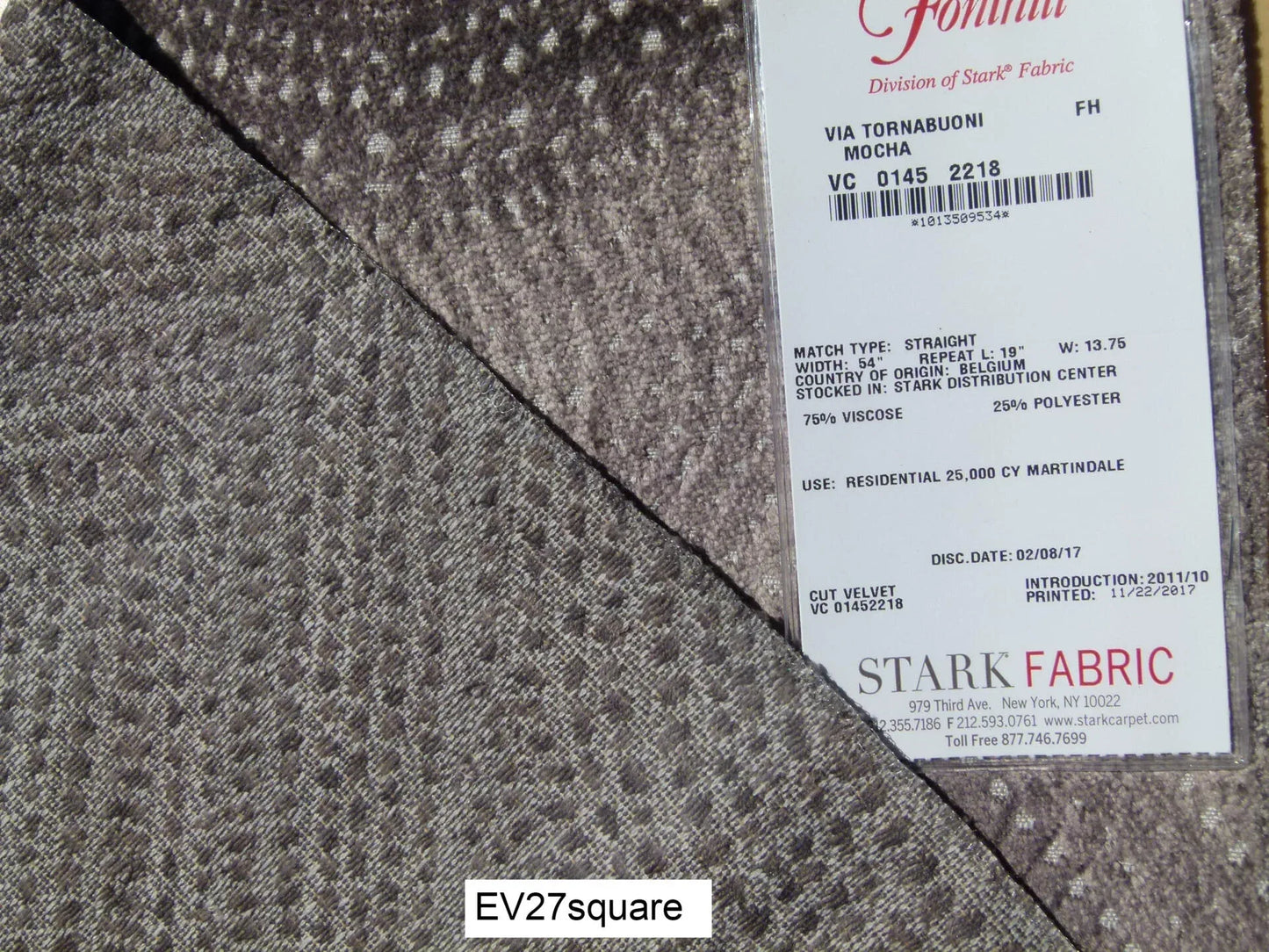 Scalamandre Fonthill Via Tornabuoni Mocha Cut Velvet Diamond Ogee Brown - Square 26"x26"