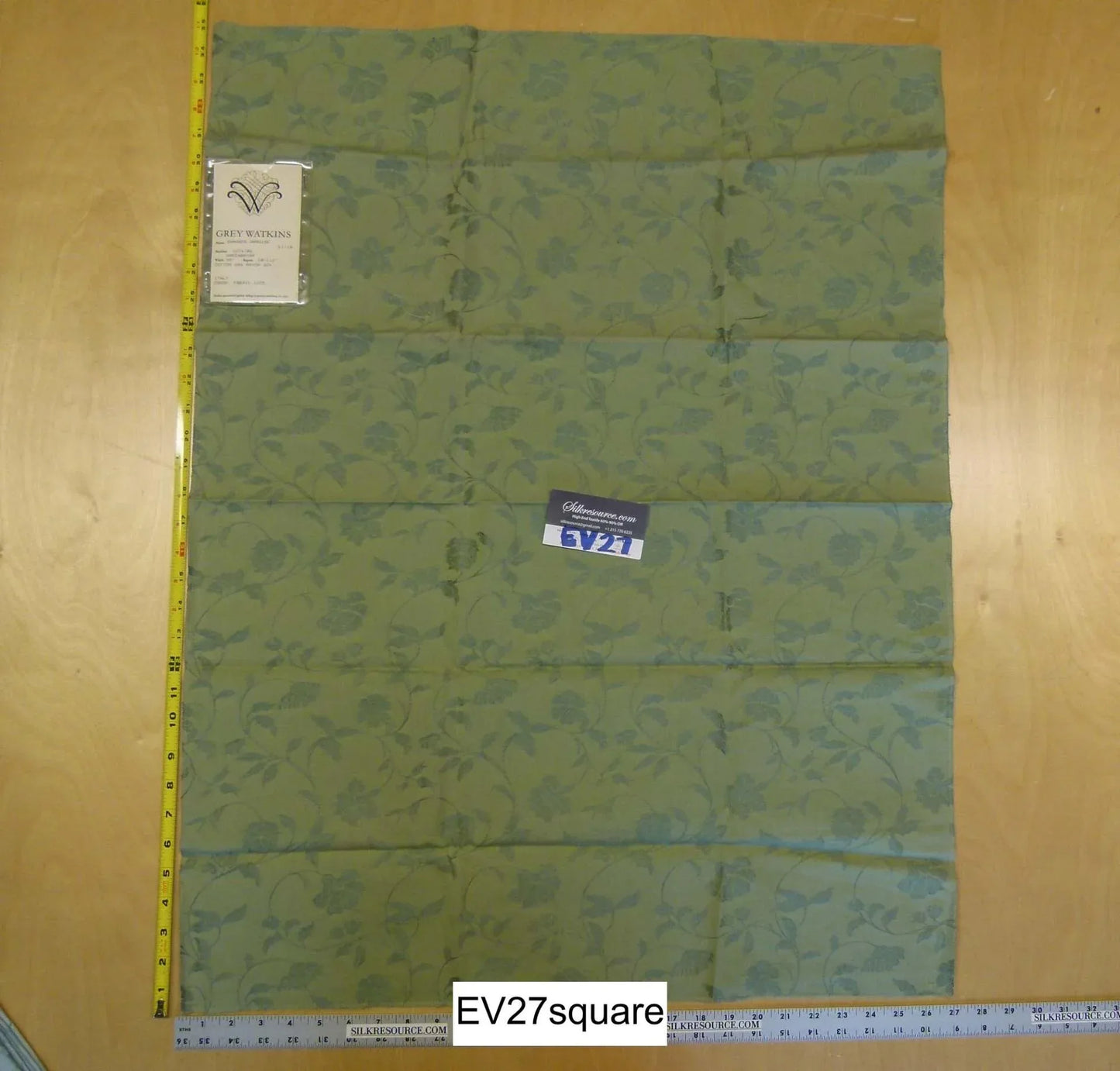 Scalamandre Damasco Amboise Greenbriar Botanical Foliage - Square 35" x 27"