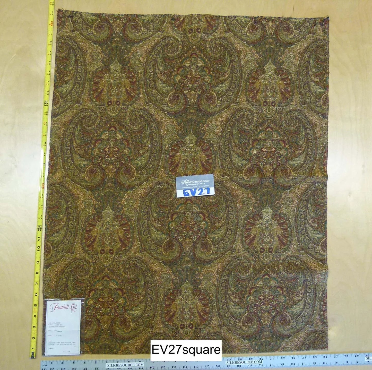 Scalamandre Palazzo Cinnebar/Green Paisley - Square 33" x 26"