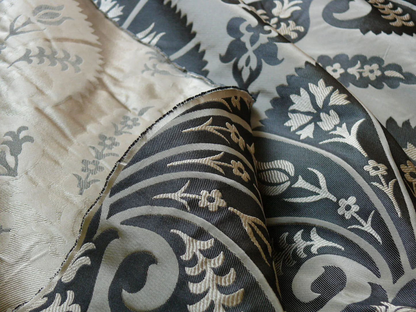 100%silk Lampas Tulip Fan Damask 536 "smoke" Black Charcoal Silver Gold Bty MSRP USD296/y!
