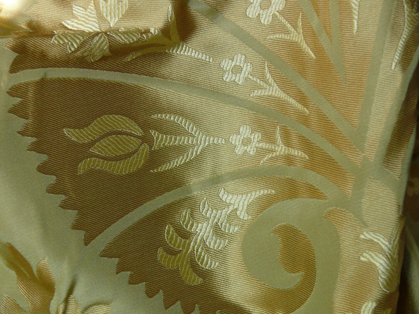 by yard 100%silk Lampas Tulip Fan Damask 536 "willow" Pale Green Silver Gold Bty MSRP USD296/y!