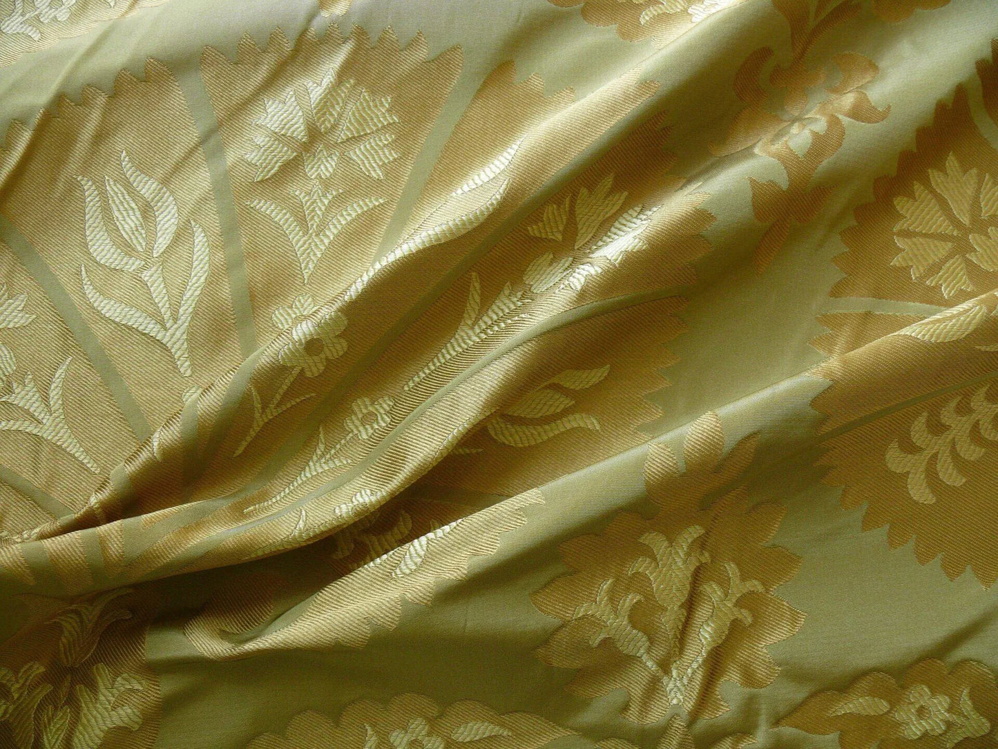 by yard 100%silk Lampas Tulip Fan Damask 536 "willow" Pale Green Silver Gold Bty MSRP USD296/y!