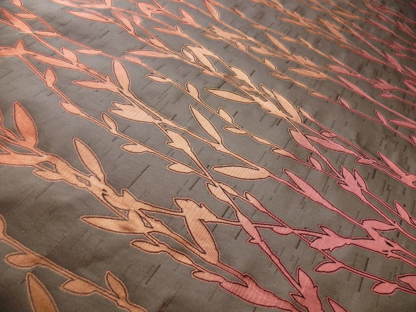 By Yard Heavy! 100%silk Lampas Pussy Willow Tree Navaho Red Brown 676navaho