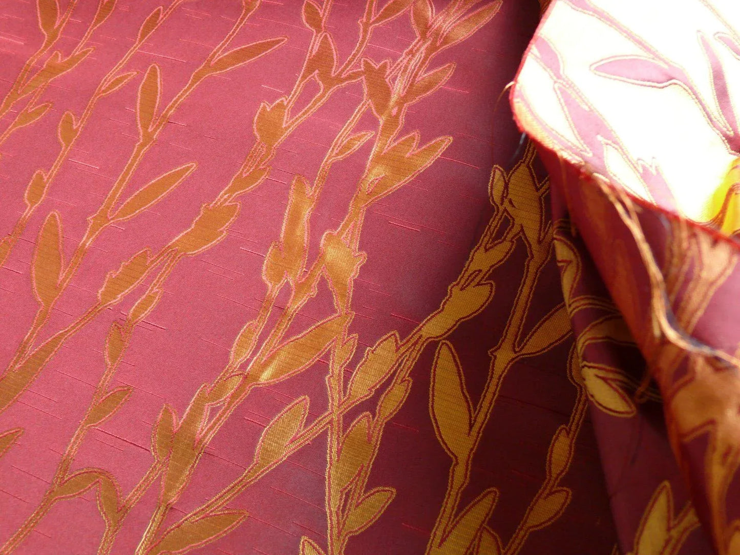 By Yard Heavy! 100%silk Lampas Pussy Willow Tree Crimson Deep Red Gold 676crimson