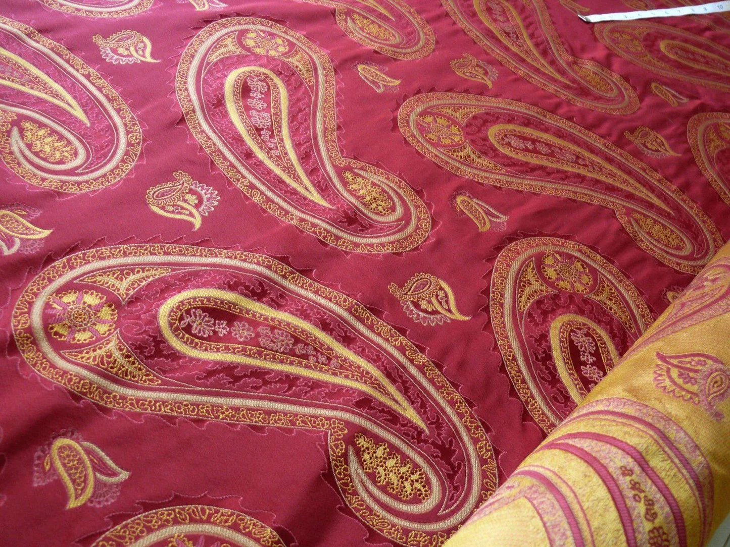 BY Yard Stunning 100% Silk Lampas Jacquard Fire Flame Edged Paisley "lacquer" Gold Red
